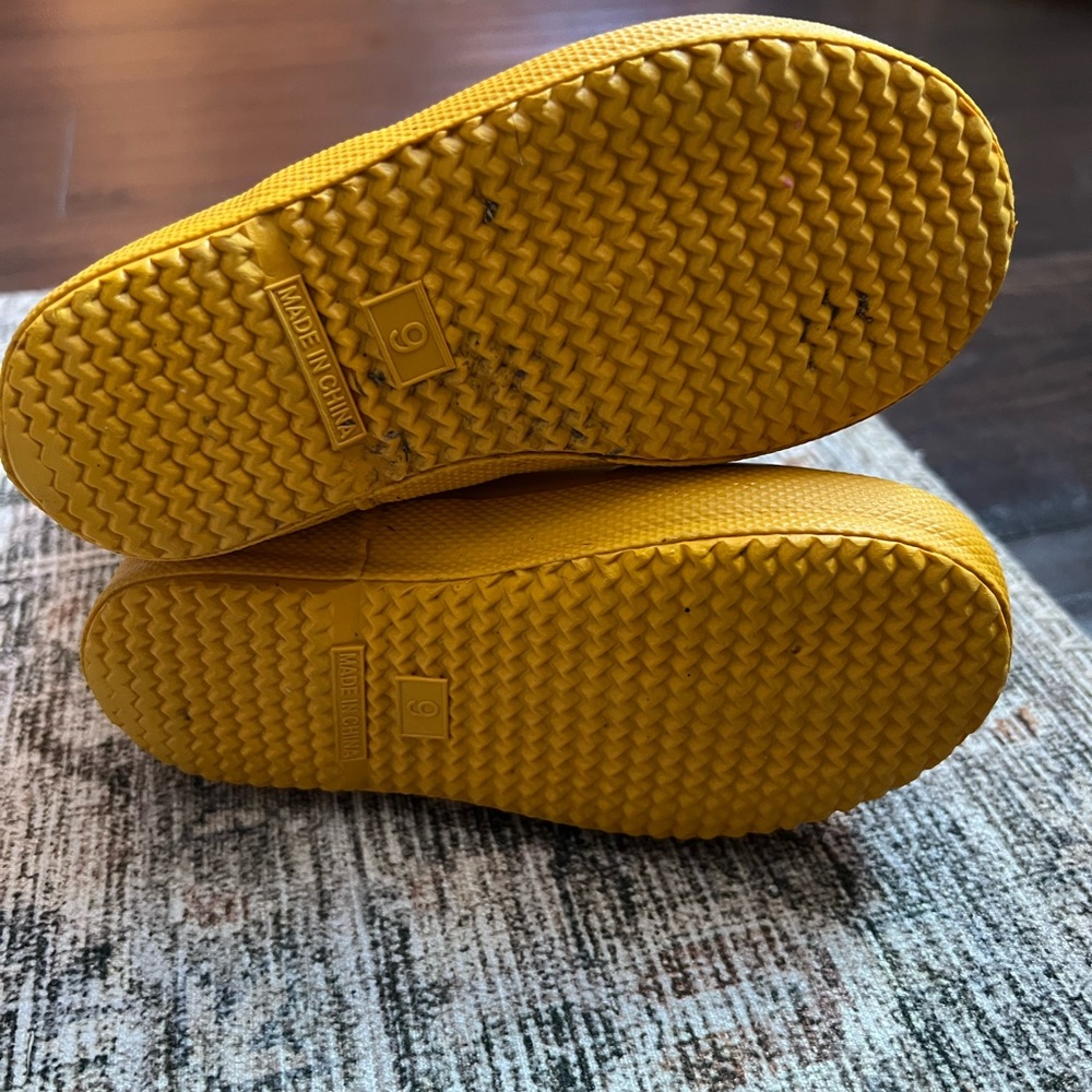 Yellow kids hunter boots